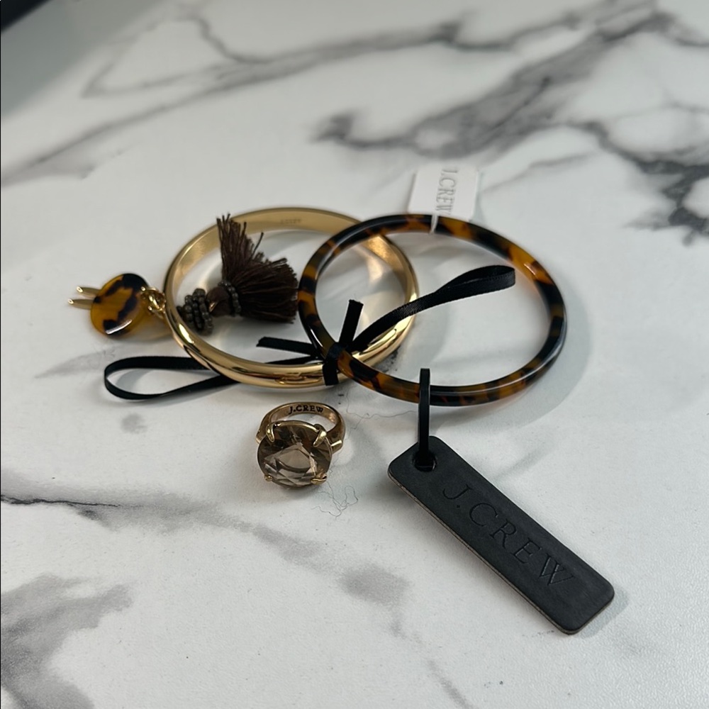 New and pre owned J. Crew Gold and Tortoise Accessory Set